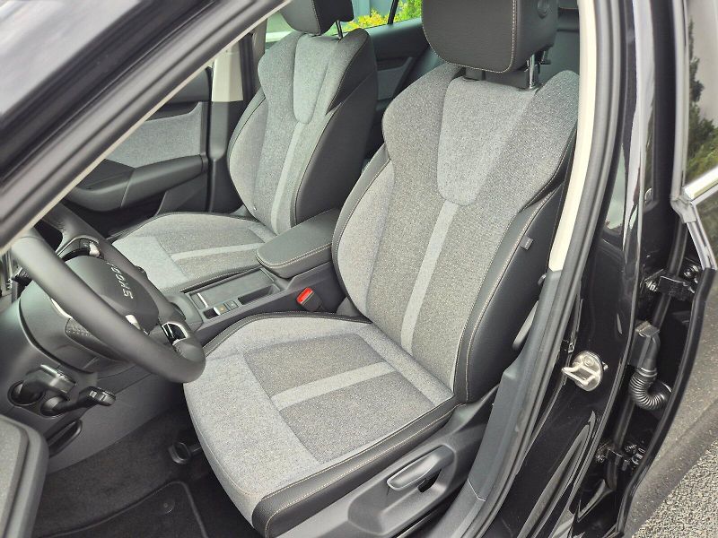 Škoda Octavia (2025) kombi Top Selection 1.5 TSI 11 - fotka 13 z 36