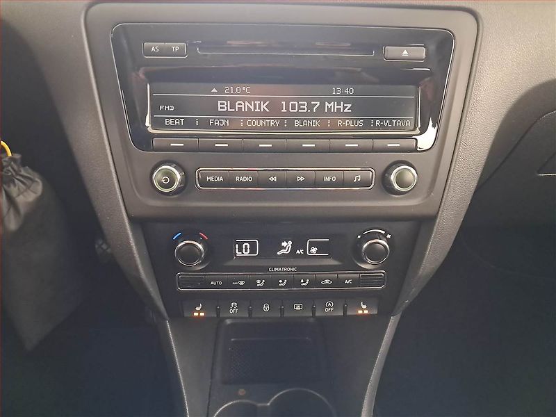 Škoda Rapid (2014) 1.2 TSI, Serv.kniha, Tempomat - fotka 12 z 15