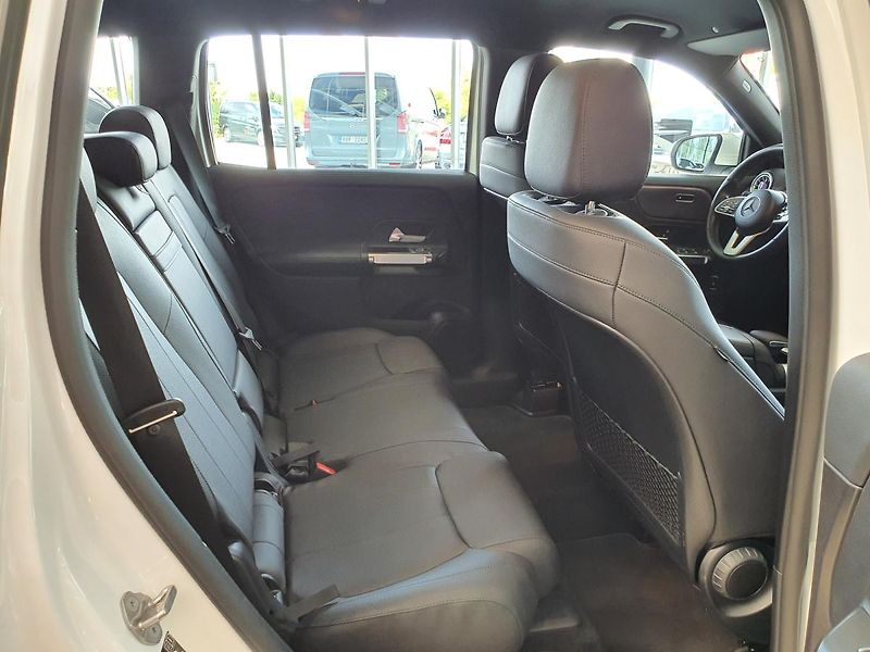 Mercedes-Benz GLB (2020) 220 D 4MATIC - fotka 18 z 25