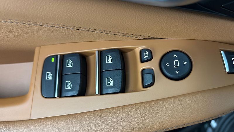 BMW X5 40d AUT xDrive M-paket - fotka 23 z 29
