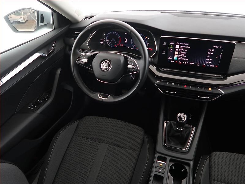 Škoda Octavia (2022) Style 1.0 TSI, Serv.kniha - fotka 7 z 16