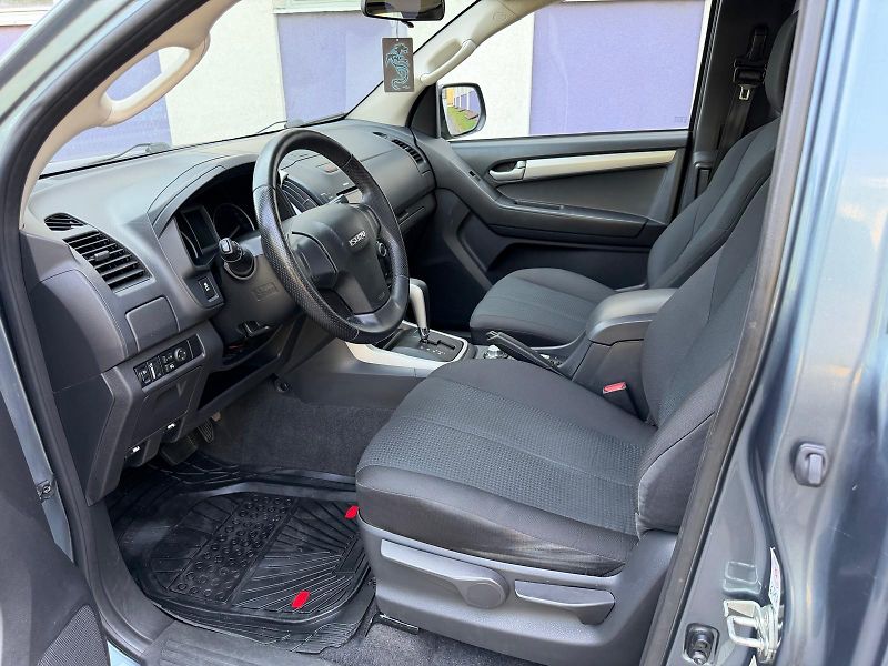 Isuzu D-Max 2,5 TD TT 4x4 / 3 - sklopka  - fotka 10 z 28