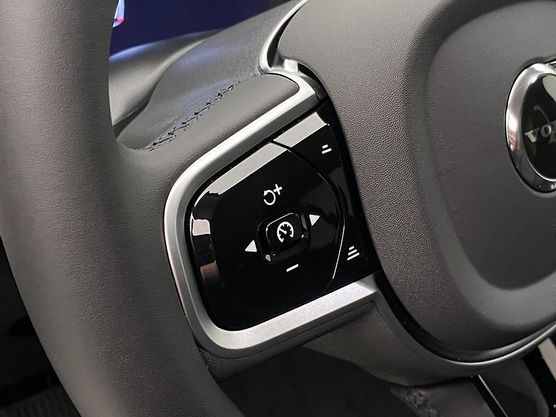 Volvo XC90 (2026) T8 AWD Plug-in BRIGHT PLUS 7m - fotka 26 z 70
