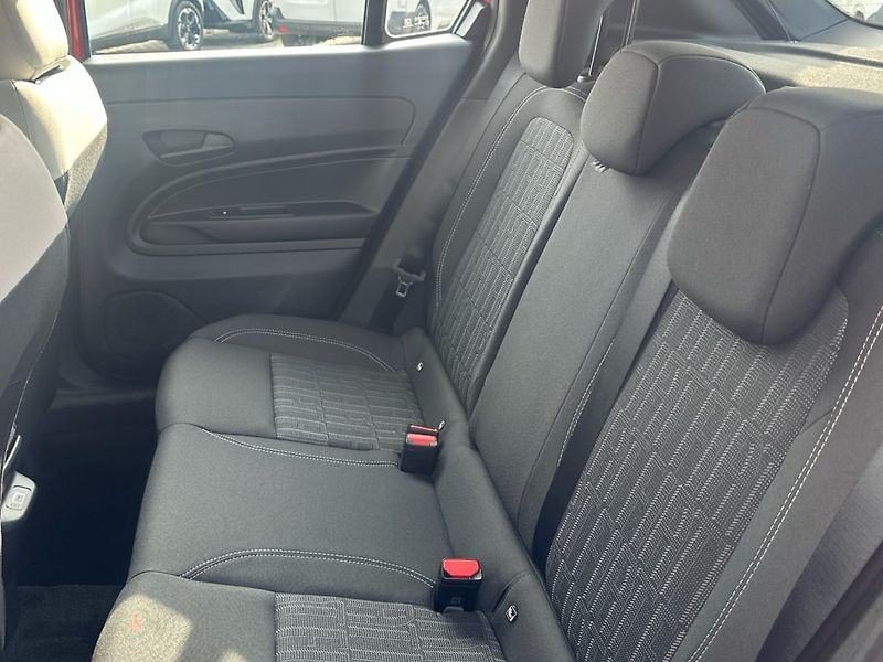 Fiat 600 (2026) Icon 1.2Turbo Hybrid 145k - fotka 9 z 21