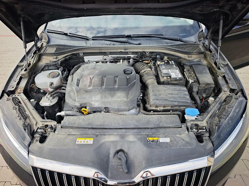 Škoda Superb - fotka 22 z 25