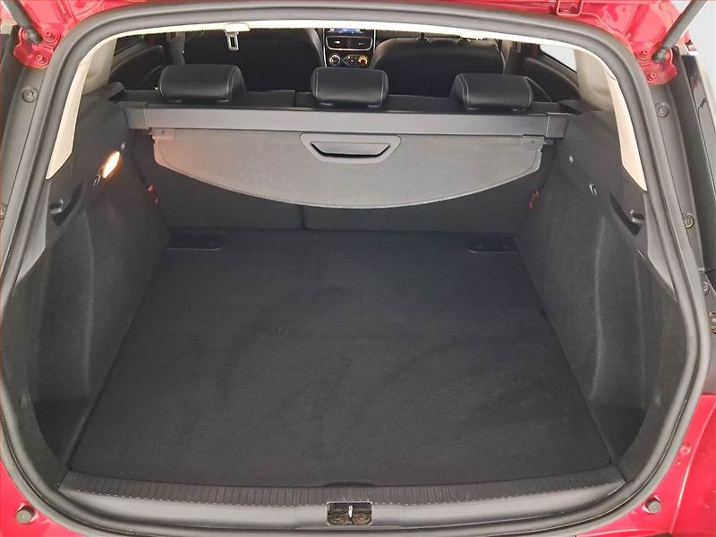 Renault Clio (2018) 1.5 dCi, Serv.kniha, Navi - fotka 22 z 23