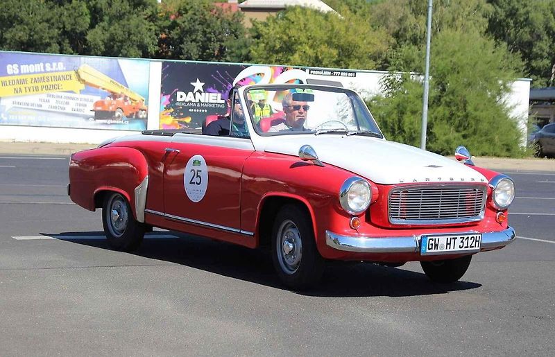 Perlou letošního ročníku Sachsen Classic Rallye byl 102 let starý vůz Cunningham V5 Special.