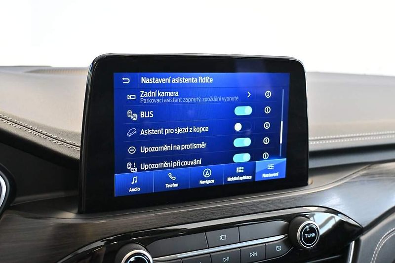 Ford Kuga (2021) 2.5 VIGNALE VIRTUAL LED ACC BO - fotka 22 z 48