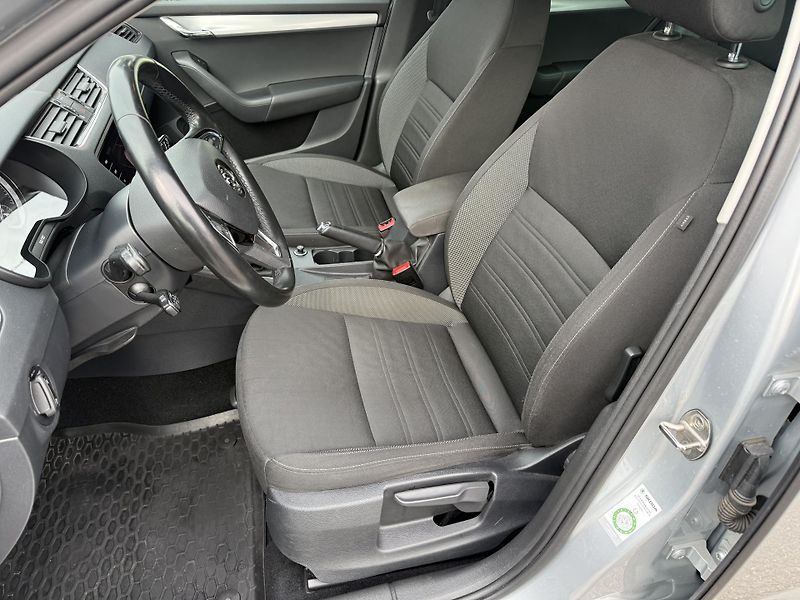 Škoda Octavia 1,6TDI 85kW Pravidelný servis - fotka 11 z 25