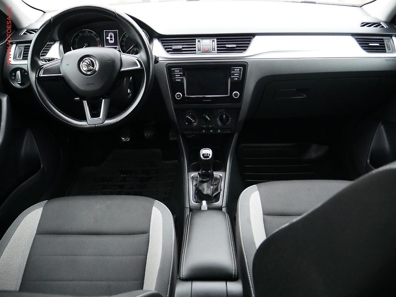 Škoda Rapid (2019) 1.0 TSi, 2.maj,ČR, Ambition - fotka 8 z 15