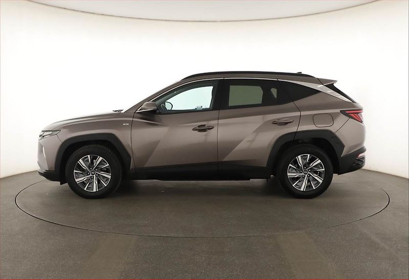 Hyundai Tucson (2022) Smart 1.6 CRDi - fotka 3 z 20