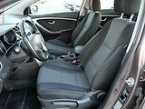 Hyundai i30 (2015) 1.6 MPi, 2.maj,ČR, AC, tempo - náhled 9