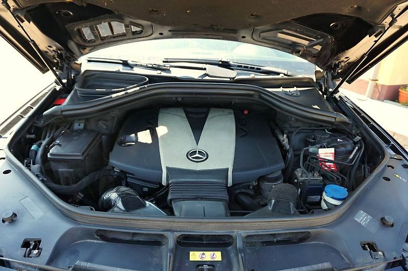 Mercedes-Benz Třídy M (2013) 350 4 MATIC 3,0 CDI 190 kW - fotka 65 z 69