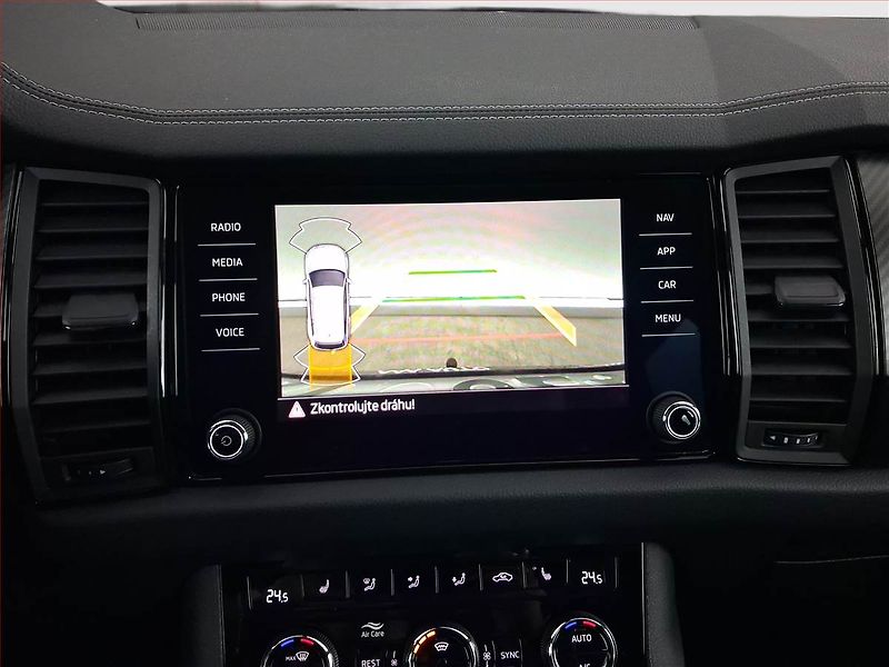 Škoda Kodiaq (2023) Sportline 2.0 TDI - fotka 22 z 27
