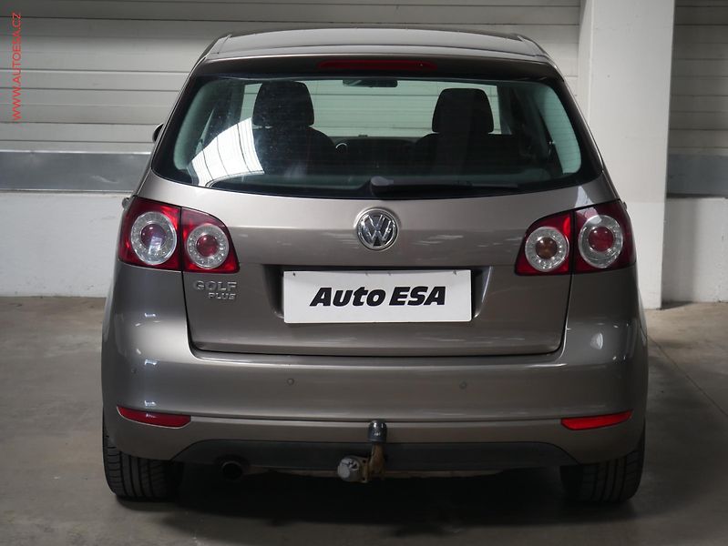 Volkswagen Golf Plus (2010) 1.2 TSi, ČR, AC, temp - fotka 5 z 18