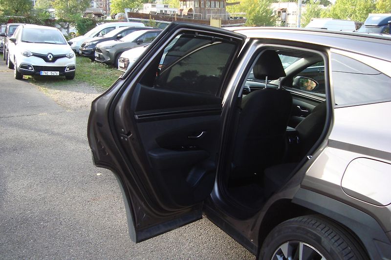 Hyundai Tucson (2021) 1.6 CRDi,48V,MHEV,ČR,S.kn1.Maj - fotka 43 z 91