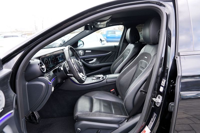 Mercedes-Benz Třídy E E 53 AMG 4Matic+/440PS - fotka 21 z 48