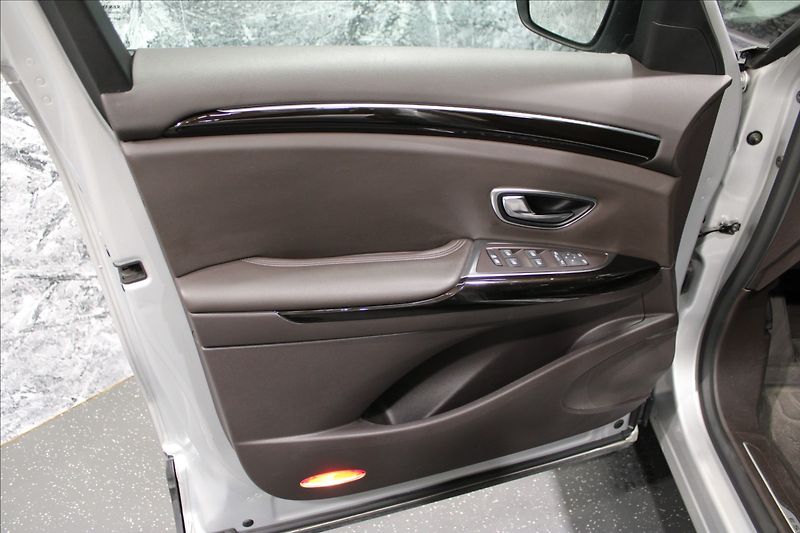 Renault Espace 1,6 dCi panorama, LED, 7 míst - fotka 8 z 35