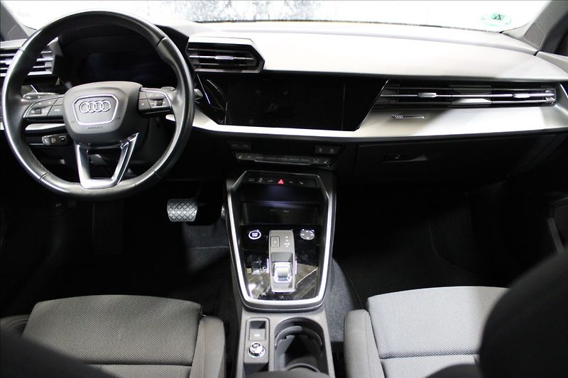 Audi A3 1,4 40 TFSI  e Sportback advan - fotka 30 z 33