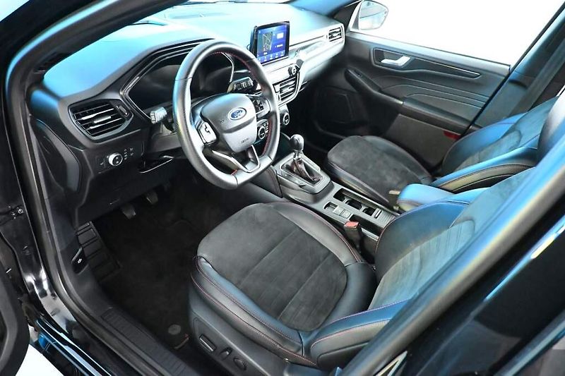 Ford Kuga (2022) 2.0 ST-LINE X LED ACC BO Tažné - fotka 11 z 46