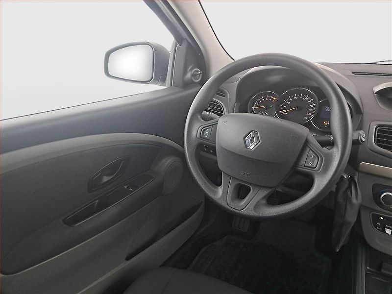 Renault Mégane (2012) Confort 1.6 16V, Tempomat - fotka 7 z 17