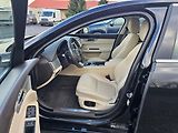 Jaguar XF (2019) 2.0 25D 177kW 2019,VÝHŘEV,KŮŽE - náhled 17