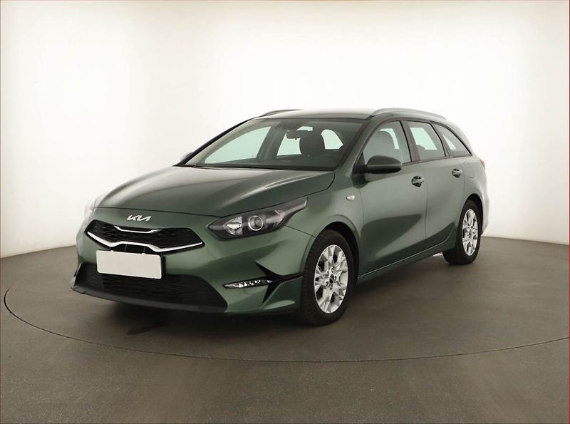 Kia Ceed (2023) Spin 1.0 T-GDI, SPIN, DPH - fotka 2 z 14