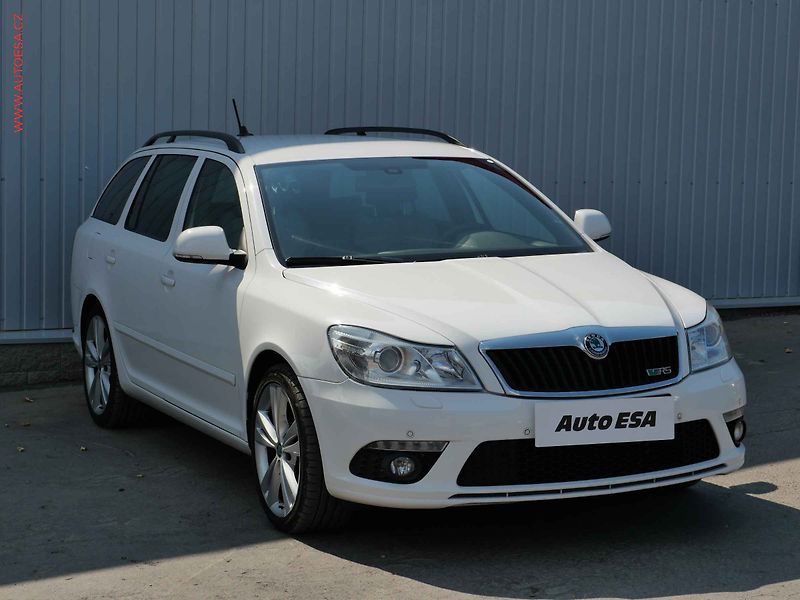 Škoda Octavia (2012) 2.0 TDi, Bixen, AC - fotografie inzerátu