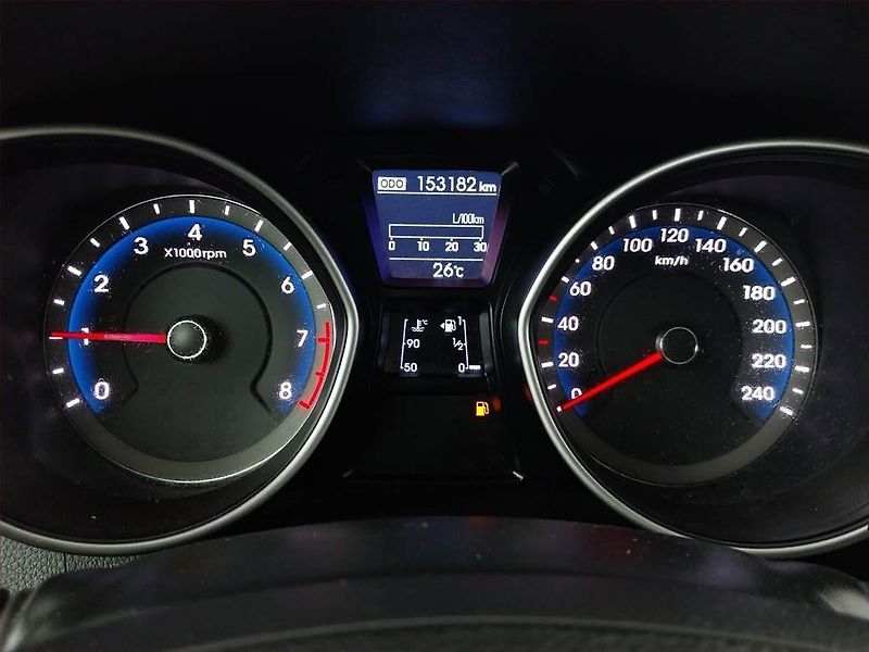 Hyundai i30 (2012) 1.6 MPI, Serv.kniha, Tempomat - fotka 11 z 17