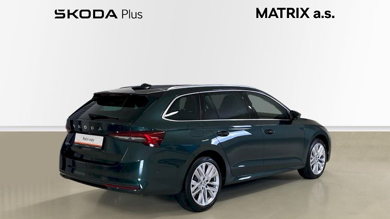 Škoda Octavia (2024) kombi Top Selection 1.5TSI 110 - fotka 2 z 33