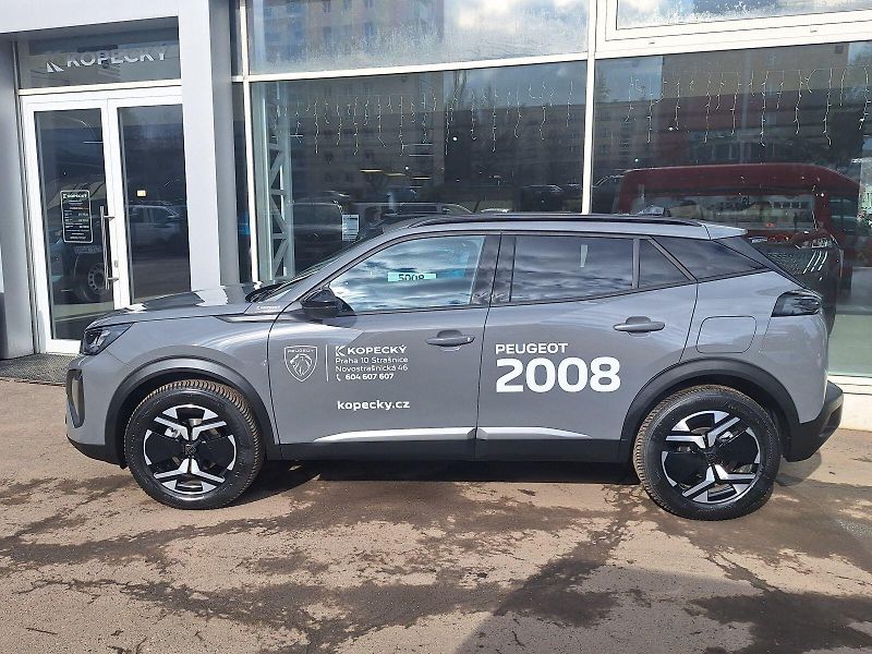 Peugeot 2008 (2025) ALLURE 1.2 TURBO 100k MAN6 - fotka 3 z 22