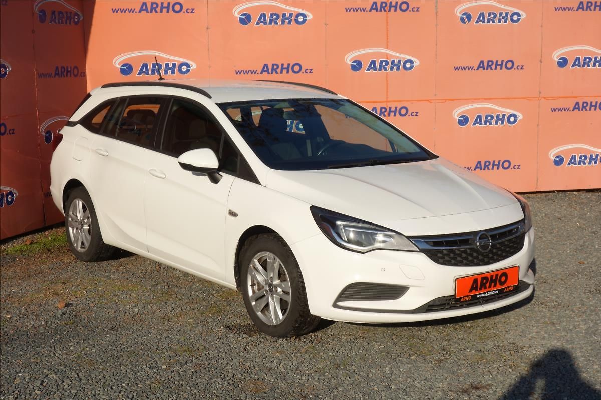 Opel Astra 1,6 CDTi 81KW, ČR, 1 MAJITEL.