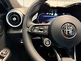 Alfa Romeo Tonale (2026) Veloce 1.5 Turbo Ibrida 175 TC - náhled 10