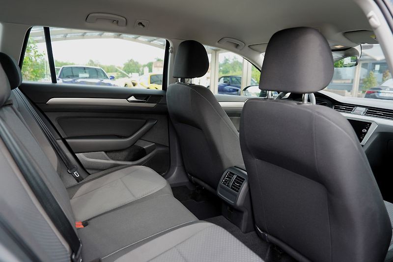 Volkswagen Passat (2020) B8 2.0TDi 90kW DSG - fotka 23 z 45