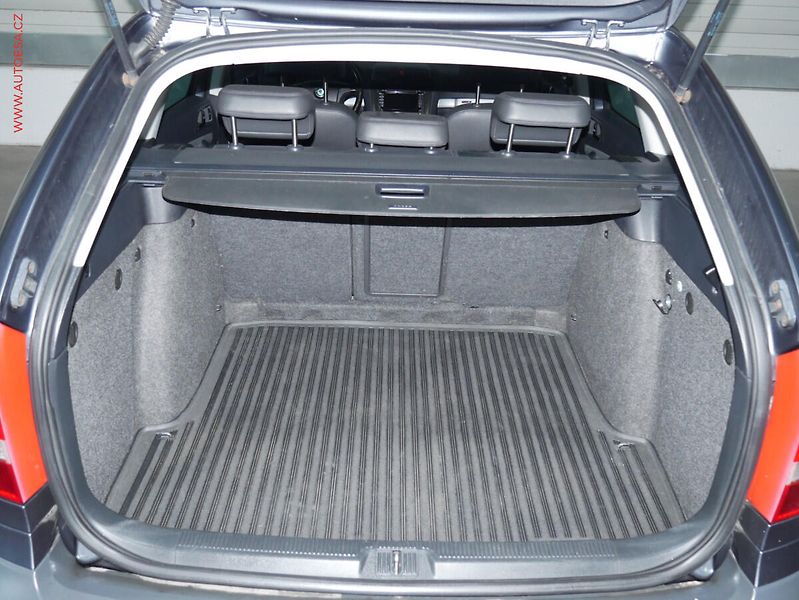 Škoda Octavia (2007) 2.0 TDi 4x4, Navi, bixen - fotka 7 z 20