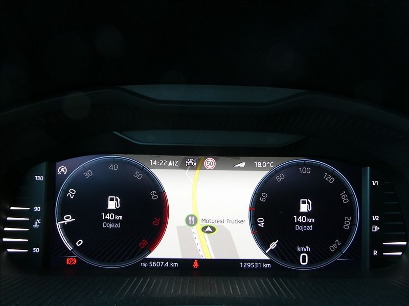 Škoda Scala 1,0 TSi 81kW Style, NAVIGACE - fotka 35 z 41