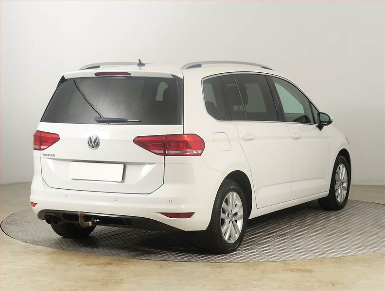 Volkswagen Touran (2018) Comfortline 1.4 TSI, Automat - fotka 5 z 22