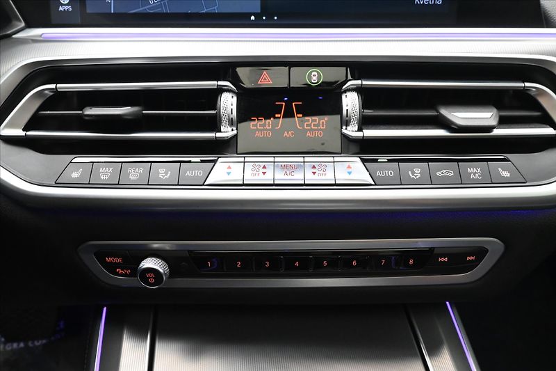 BMW X5 3,0 d xDrive 210kW AT8 Záruka - fotka 20 z 30