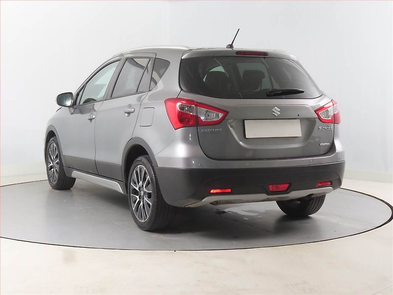 Suzuki SX4 S-Cross (2015) Premium 1.6 VVT AllGrip, 4X4 - fotka 4 z 14