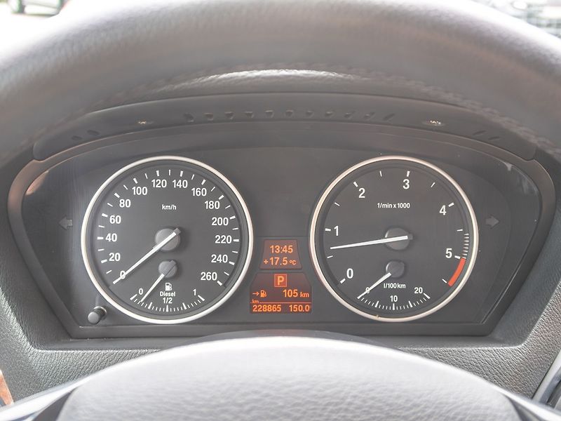 BMW X5 (2007) 3.0D 173KW 7sed – PO SERVISU - fotka 25 z 50