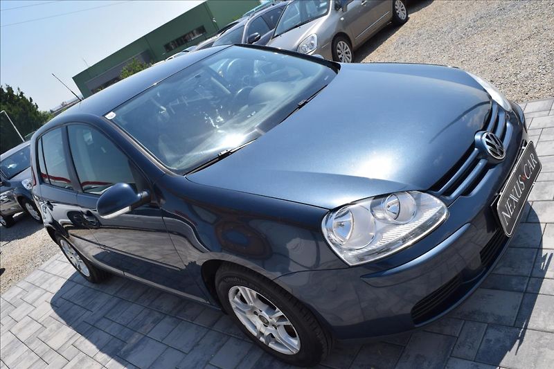 Volkswagen Golf 1,4 i 59KW NOVÁ STK ALU KLIMA - fotka 4 z 46