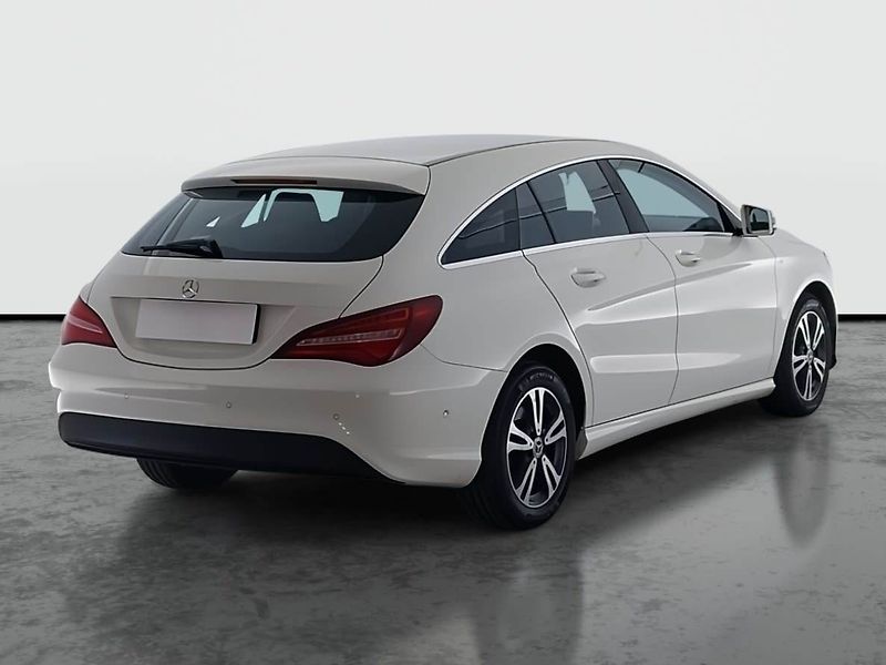 Mercedes-Benz CLA (2017) 180, ČR,1.maj, Bi-Xenony - fotka 5 z 18