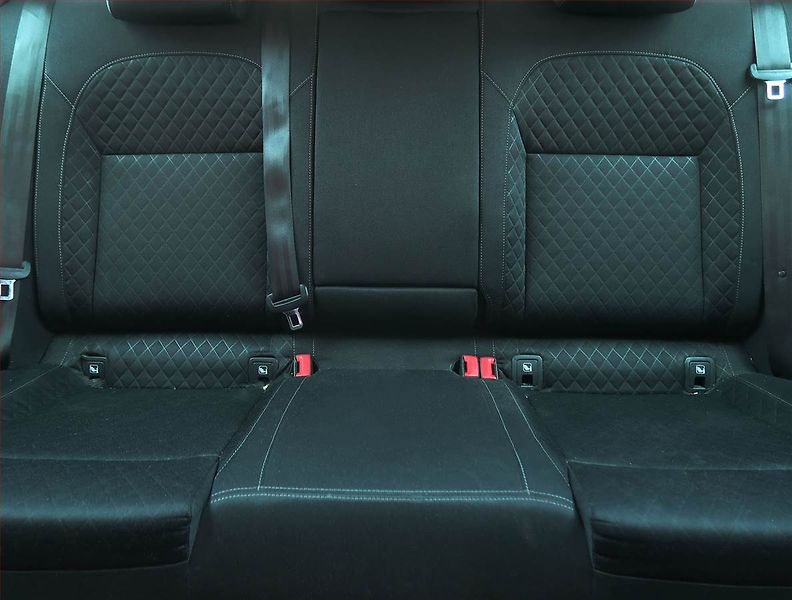 Škoda Superb (2015) Style Plus 1.6 TDI, Automat - fotka 10 z 16