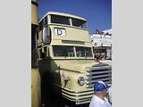 Patrový autobus Do54 při přehlídkové jízdě ve Wilmersdorfu.