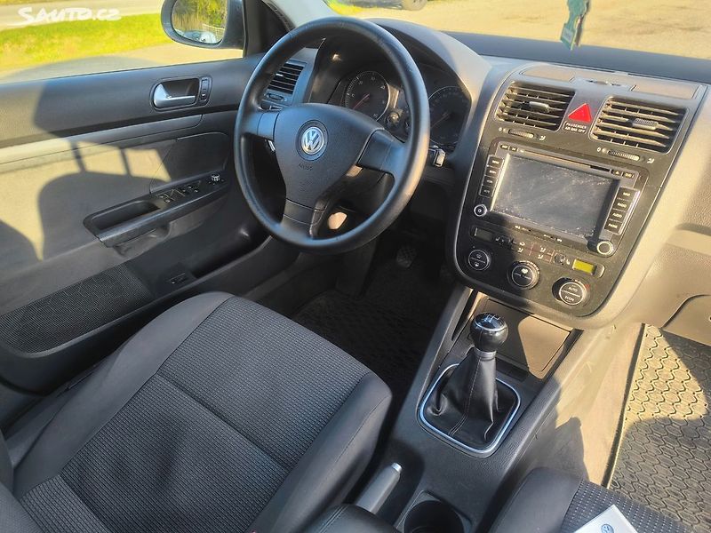 Volkswagen Jetta 1,9TDI BEZ DPF,KRÁSNÁ,220T.KM - fotka 11 z 29
