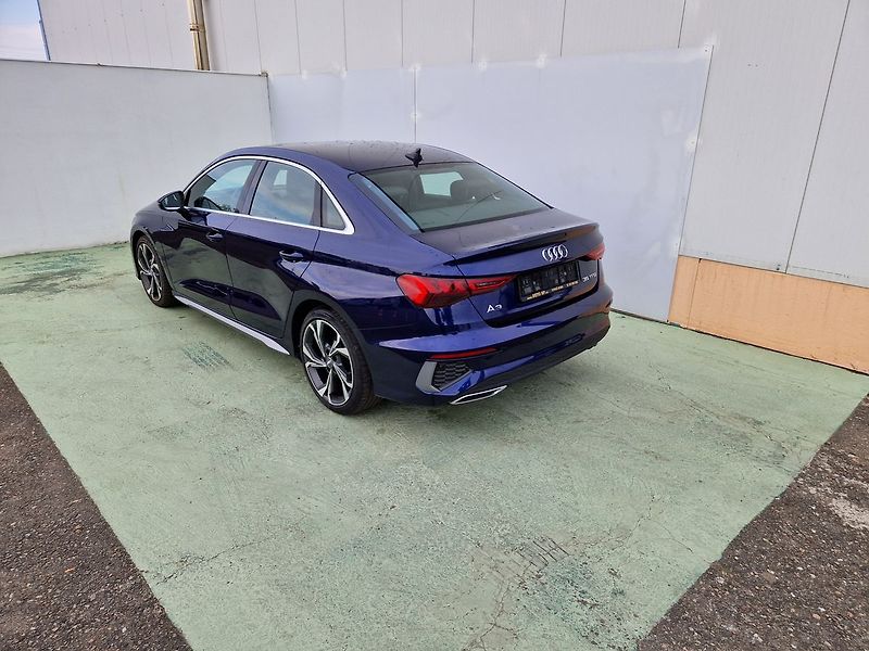 Audi A3 S-Line 35 TFSI - fotka 4 z 36