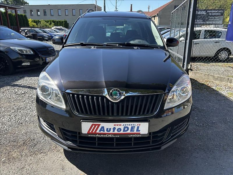 Škoda Roomster 1,2 TSi  Tažné,Klima,Výhřevy - fotka 9 z 49