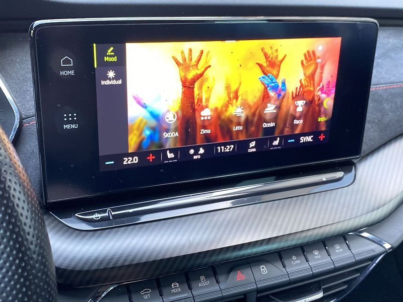 Škoda Octavia (2020) Combi 2.0 TDI DSG RS - fotka 14 z 39