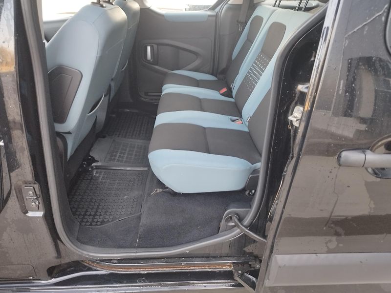 Citroën Berlingo 1.6HDI,volat-608 081 843 - fotka 14 z 19