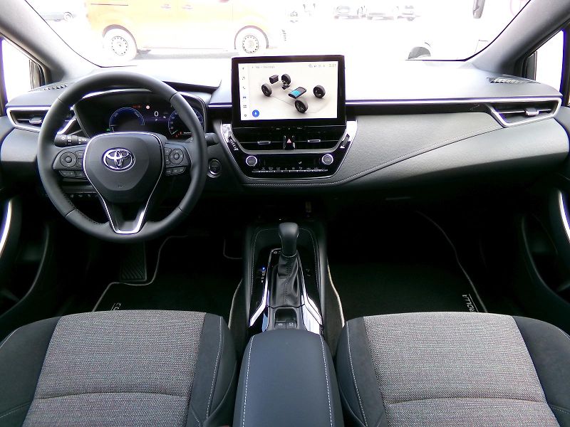 Toyota Corolla (2026) TS STYLE 1,8 HEV AT - fotka 5 z 14